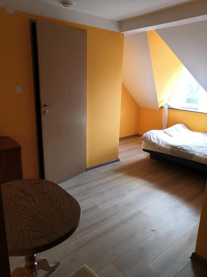 Zamek Ostrowski Villa Chojnik Kültér fotó