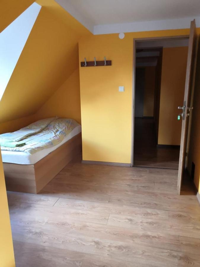 Zamek Ostrowski Villa Chojnik Kültér fotó